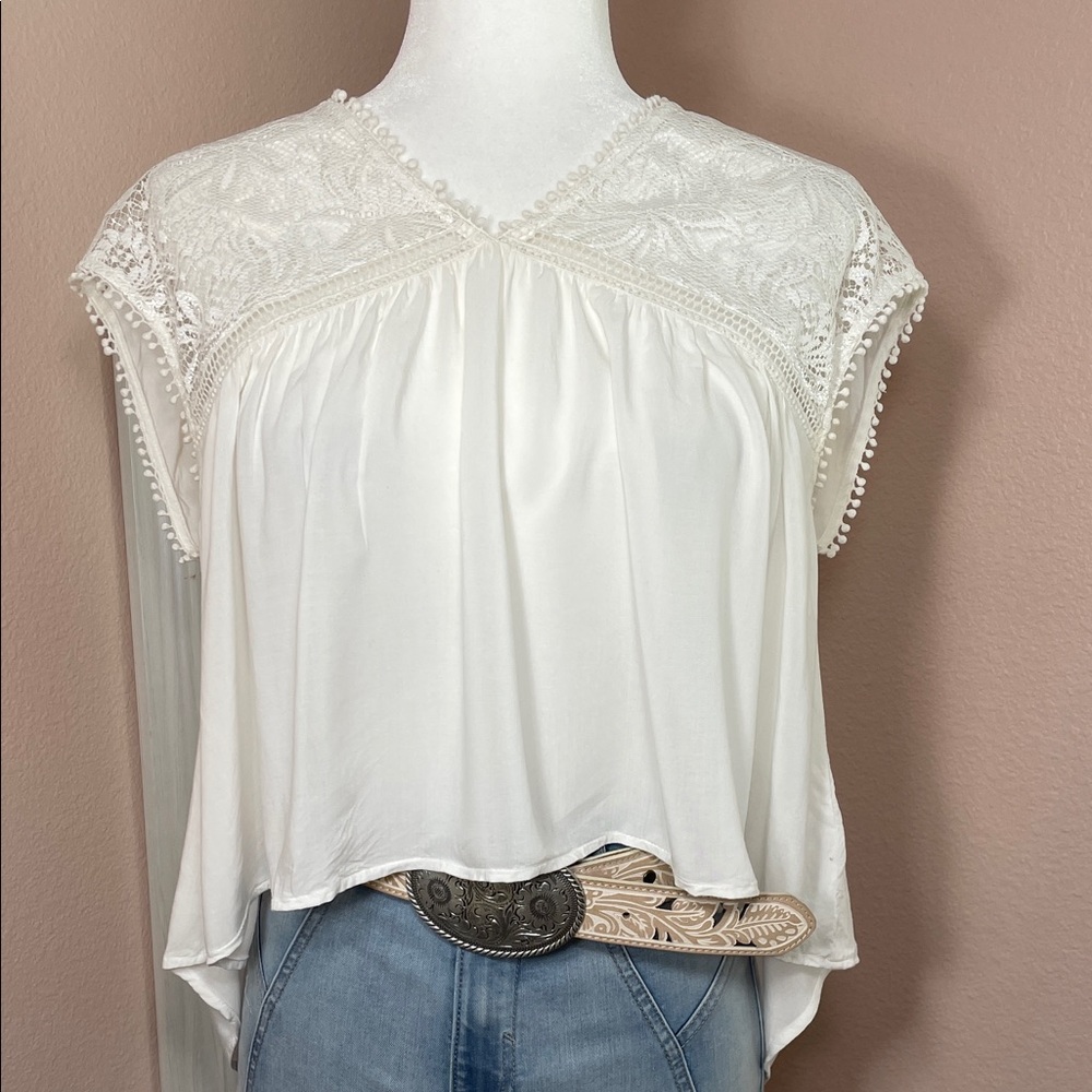 Express White Lace Yoke Boho Tassel Tie Blouse Size Small Flowy Festival Top‎